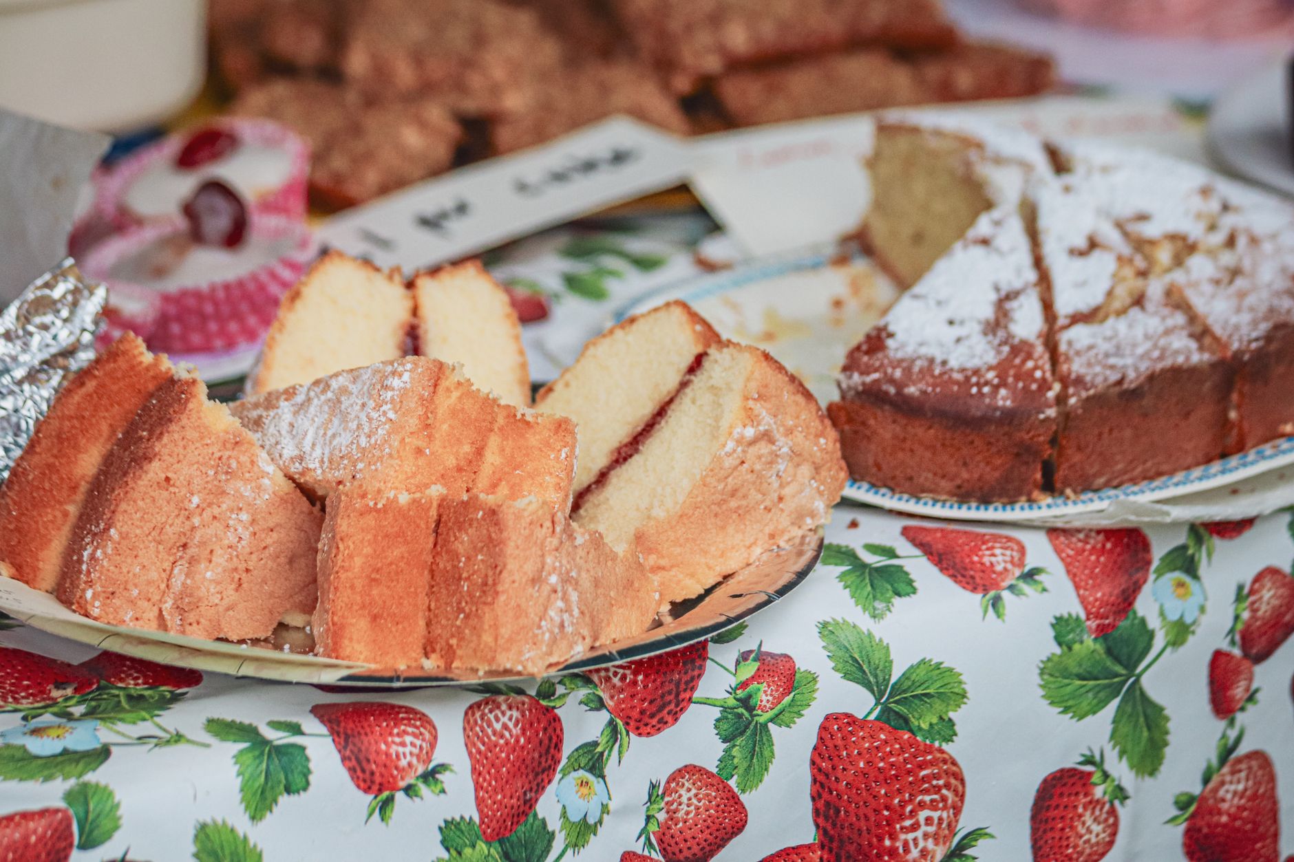 Church Fete Organising Guide UK: From Empty Field to Full Day - zdjecie w tresci