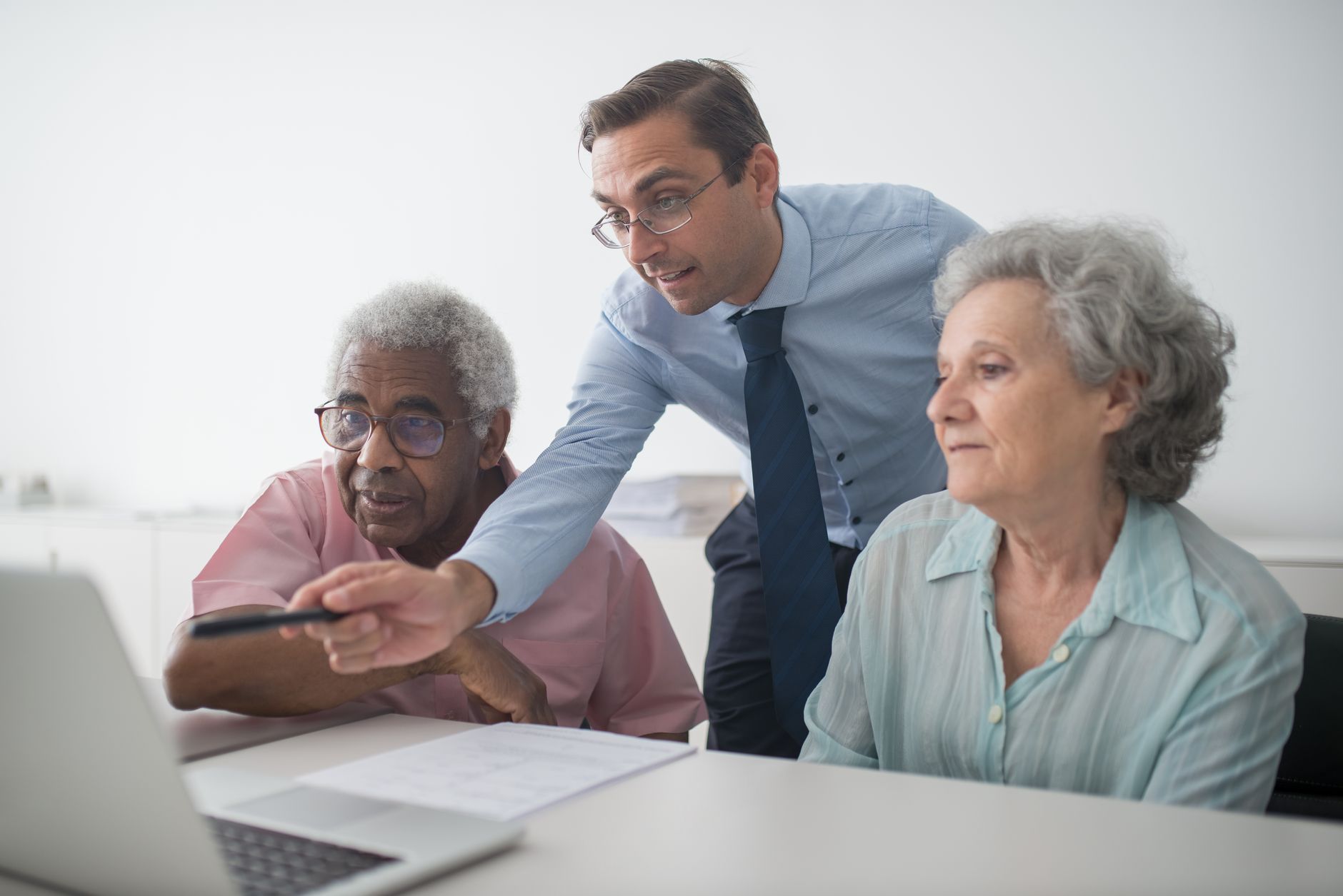 Benefits Advice Services: A Practical Guide for UK Households - zdjecie w tresci