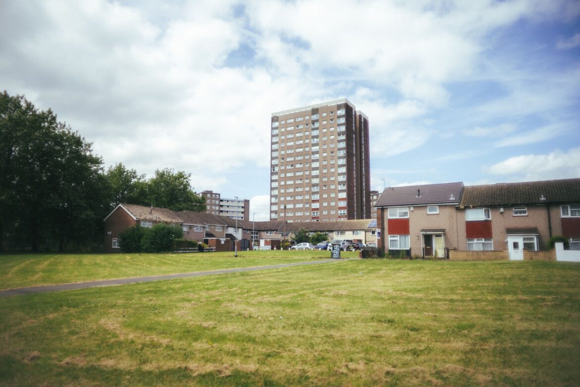 Council Housing Priority Need Explained: Who Qualifies and What Happens Next - ilustracja artykulu