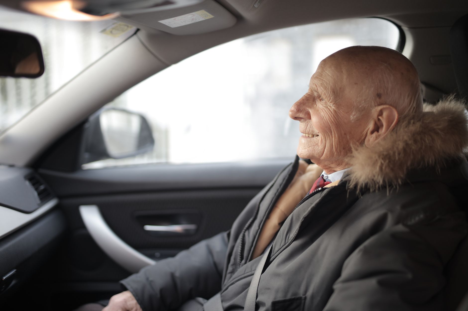 Ilustracja: How to Become a Community Car Scheme Volunteer UK: The How to Become a Community Car Scheme Volunteer UK: The Complete Driver Guide - zdjecie w tresci